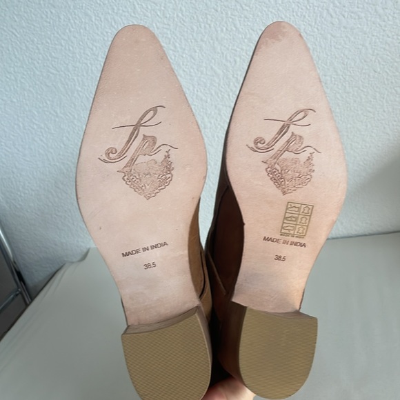 Free People Back Loop Leather Ankle Boot NWOB Size 8.5 - Picture 8 of 8